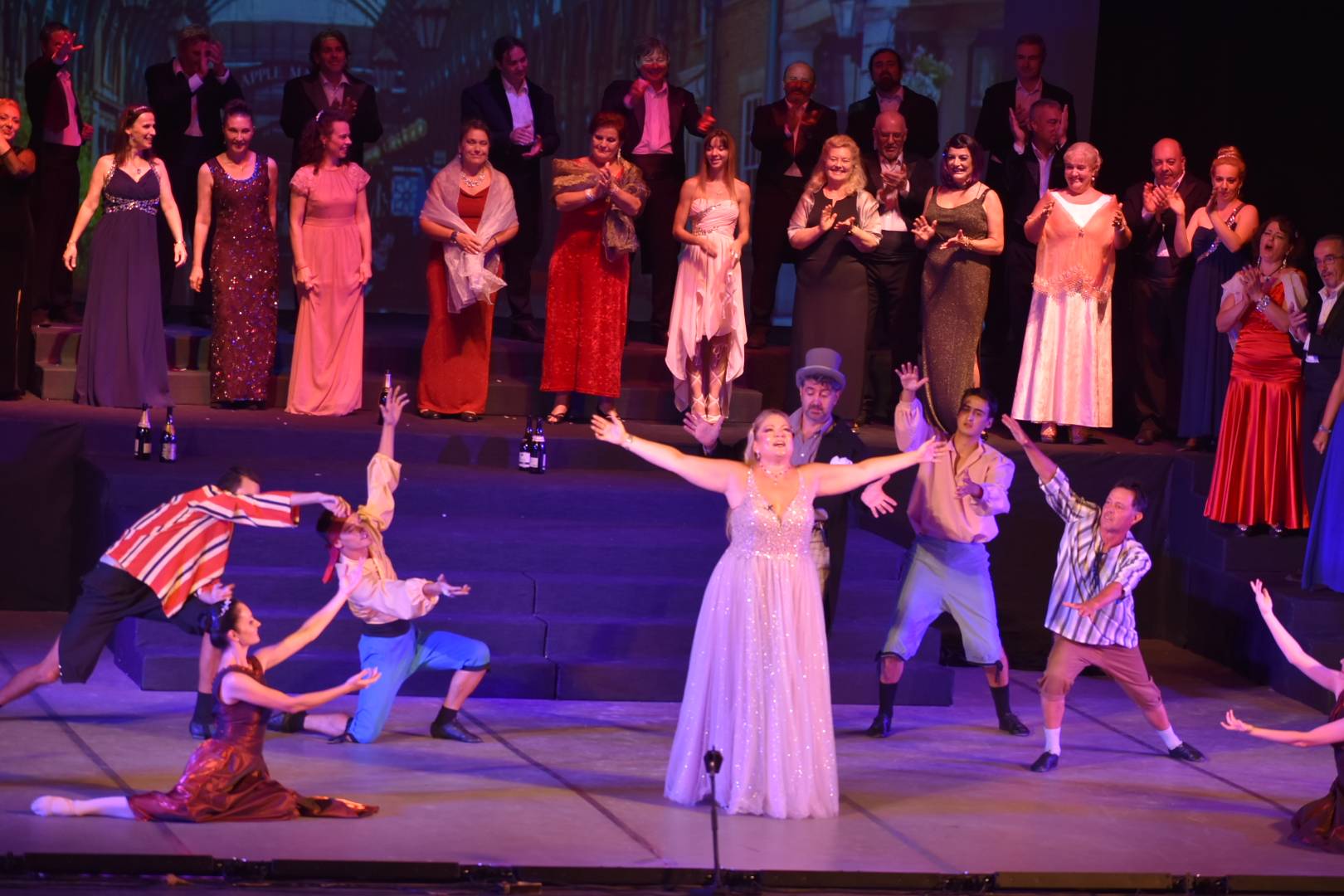  Пищен концерт с чудесна музика ще очарова публиката с 